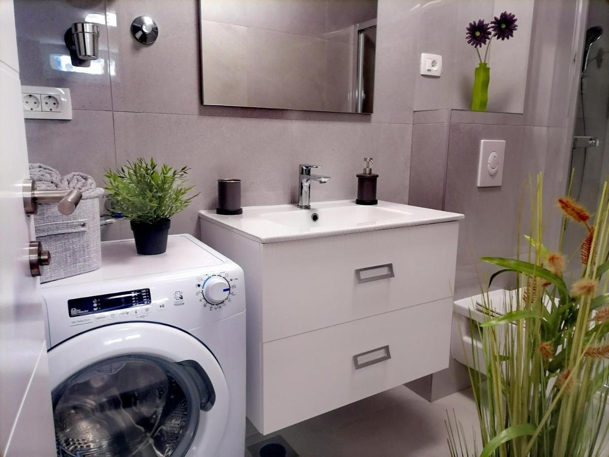 Apartman Bruno Daire Kastela Dış mekan fotoğraf